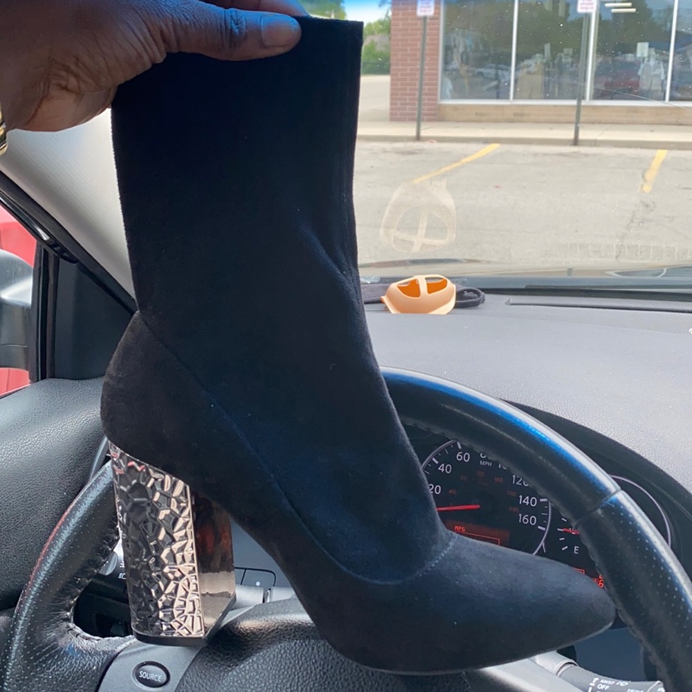 Woman shoes
